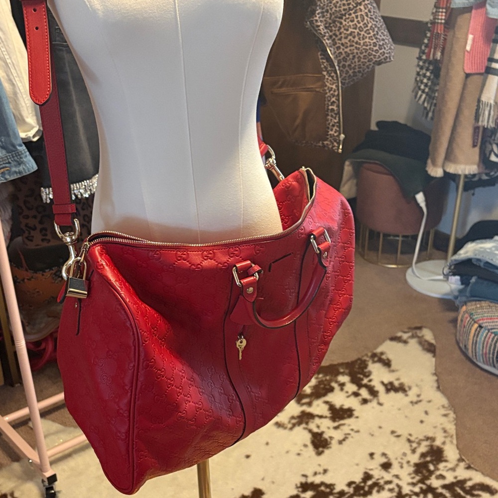 Gucci Red Embossed Leather Duffle Bag - Picture 3 of 8